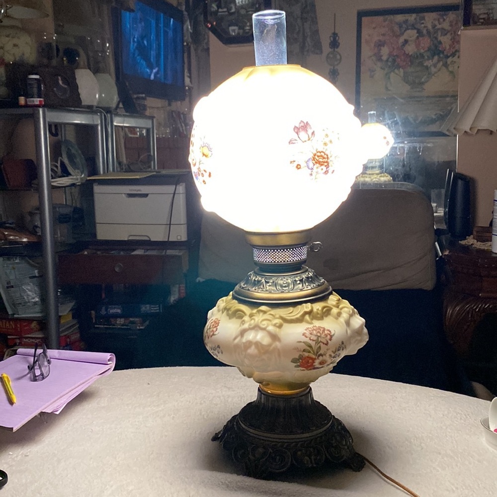 Antique~GONE WITH THE WIND PARLOR BANQUET PUFFY LION HEADS 3D LAMP - Picture 6 of 7